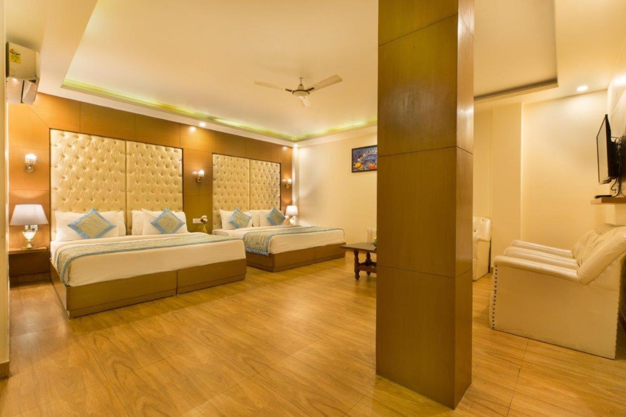 Hotel Viva Palace By Opo New Delhi Luaran gambar