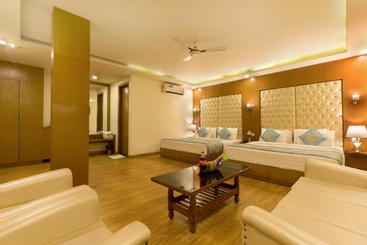 Hotel Viva Palace By Opo New Delhi Luaran gambar