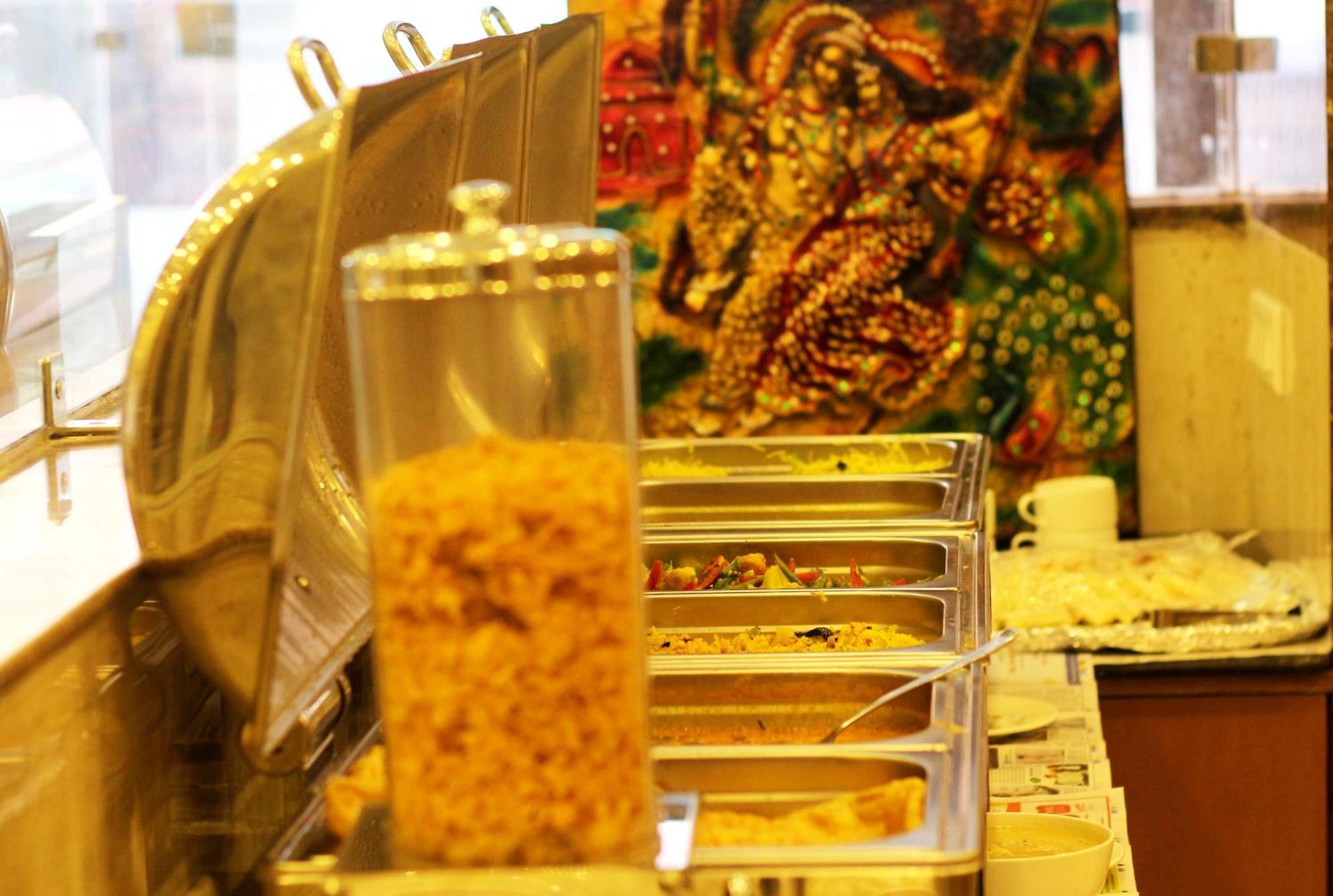 Hotel Viva Palace By Opo New Delhi Luaran gambar